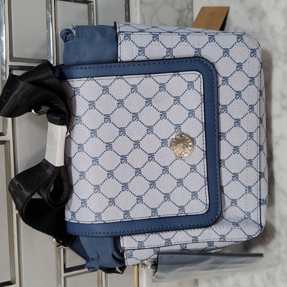 Steve Madden Handbags - Steve Madden 3 piece purse Best price ever!!